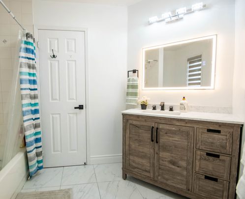 For Lease - 532 Ormond Drive, Oshawa, Ontario - Photo 1