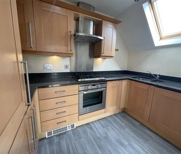 2 bedroom flat to rent - Photo 4