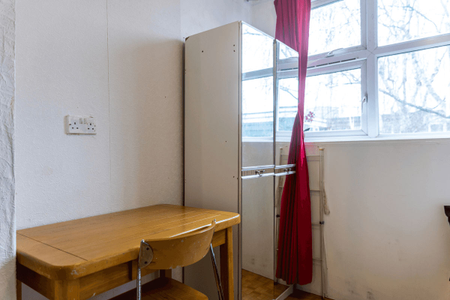 Wayford Street, London, SW11 - Photo 2