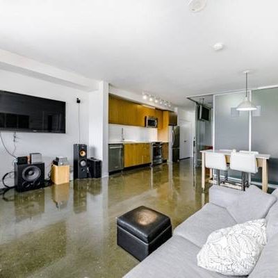 Vancouver downtown 2bedroom pet friendly fully furnished - Photo 4