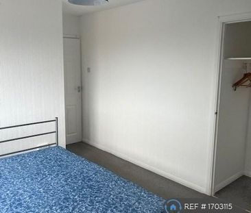 3 bedroom maisonette to rent - Photo 3