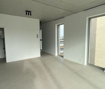 Appartement te huur in Antwerpen voor € 960 met 1 slaapkamer - Foto 1