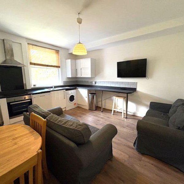 3 bedroom duplex to rent - Photo 1