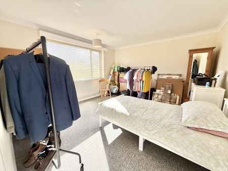 2 bedroom detached bungalow to rent - Photo 4