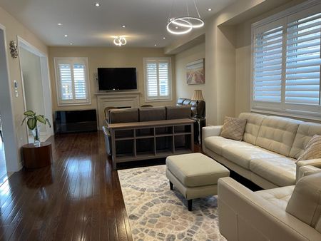 For Lease - 7 Campwood Crescent, Brampton, Ontario - Photo 2