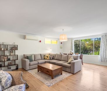 11 Simpson Street, Watson ACT 2602 - House For Rent | Domain - Photo 3