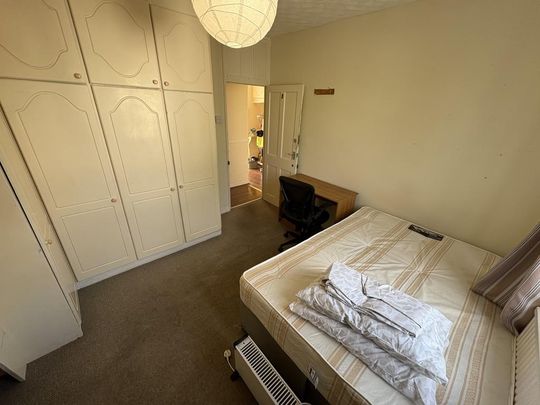 House share to rent - Photo 1