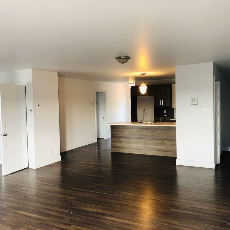 3012 Du Chevalier, Disponible Le 1er Mai - Photo 1