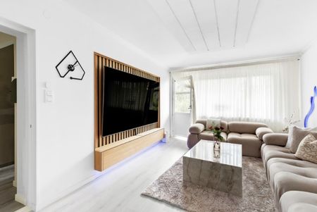 Ljus och välplanerad lägenhet med balkong i Järfälla! - Photo 4