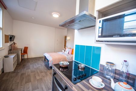 Studio Flat, Bard House, NG1 - Photo 5