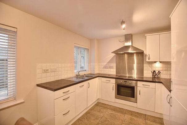 2 bedroom apartment to rent - Photo 1