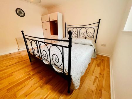 2 Bed Flat, Errol Gardens, G5 - Photo 4