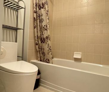 For Lease - 936 Goring Circle Unit# Second Floor Room B, Newmarket,... - Photo 4