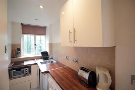 Studio to rent - Photo 4