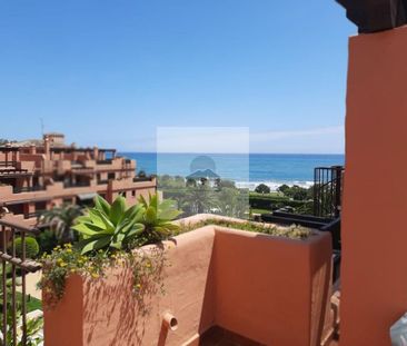 2 bedroom luxury penthouse for rent in Estepona, Spain - Photo 3