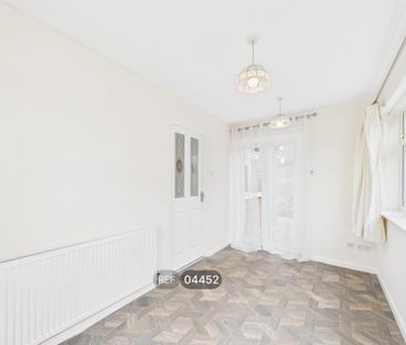 3 bedroom bungalow to rent - Photo 3