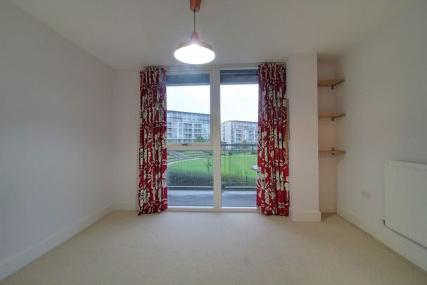 Longleat Avenue, Park Central, Birmingham - Photo 1