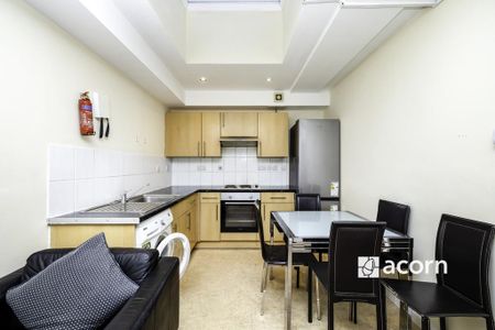2 bedroom flat to rent - Photo 4