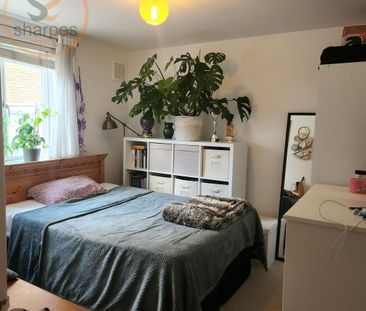 1 bedroom in a house share to rent - Photo 4