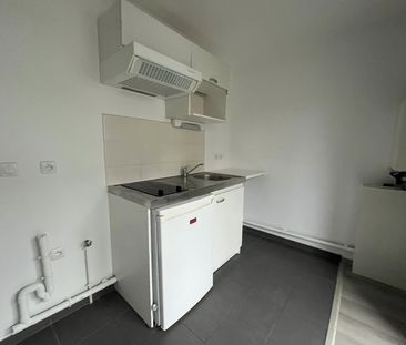 Location Appartement 22m² WASQUEHAL 59290 - Photo 2