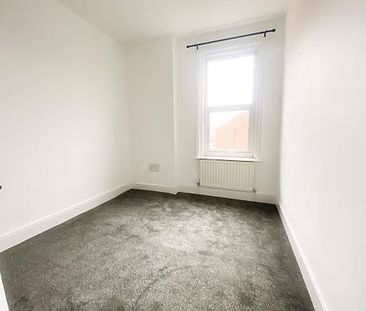 3 bedroom apartment to rent - Photo 3