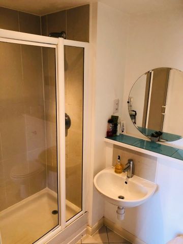 2 Bed Penthouse, Skyline, B1 - Photo 2