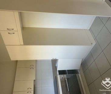 3 bed Townhouse, Garage & Carport - Photo 5