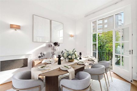 A bright three bedroom apartment on one of South Kensington's most desirable addresses. - Photo 3