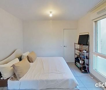 RARE- À LOUER – T2 RÉCENT DE 44 M² AVEC TERRASSE – LYON 8e - Photo 1