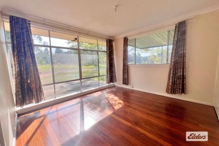 Neat 3-bedroom Home Overlooking Farmland - Photo 4