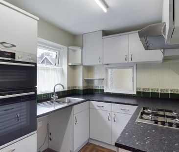 2 bedroom apartment to rent - Photo 6