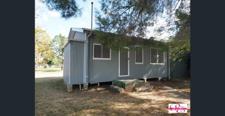 COSY RENOVATED 2 BEDROOM HOME - Photo 3