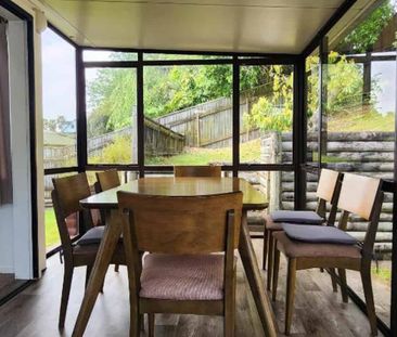 Spacious Family Home in Popular Merrilands - Photo 2