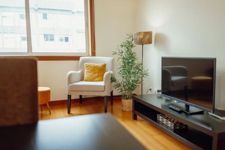 Rua Gonçalo Cristóvão, Porto, Braga 4000-269 - Photo 5