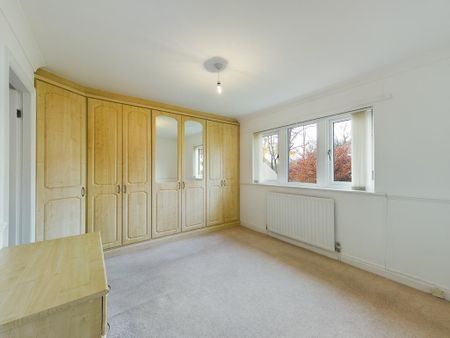 4 bedroom detached house to rent - Photo 5