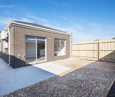 Cozy 2 Bedroom Home - Photo 6