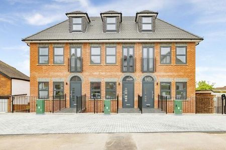 5 bedroom terraced house to rent - Photo 4