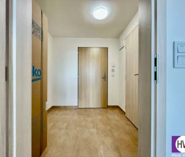 Pronájem bytu 1+kk/PS, 36 m - Photo 1