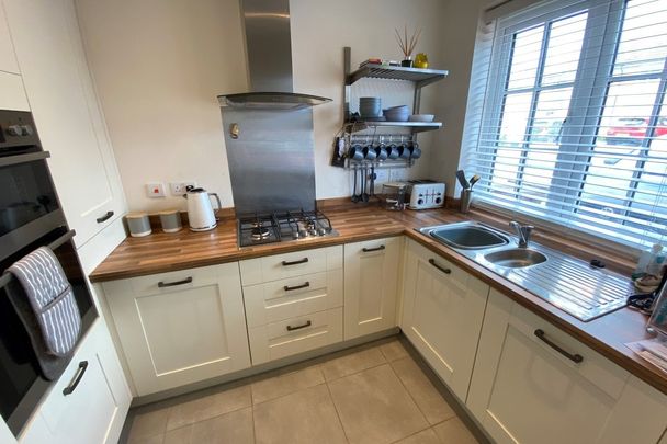 Bletchley Way - Photo 1