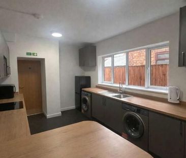 Grange Avenue, Warrington, WA4 - Photo 3