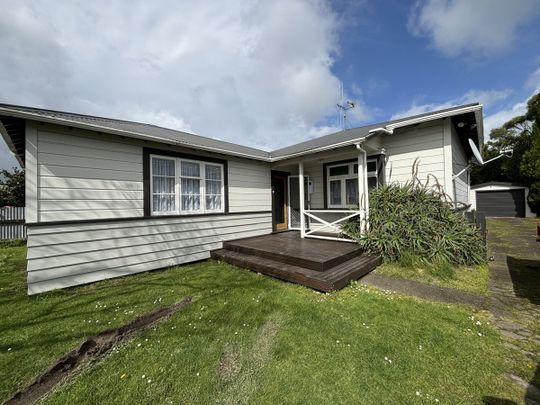 30 Lyndhurst Street, Takaro, Palmerston North - Photo 1