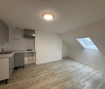 Location Appartement 2 pièces 25m² - Photo 2