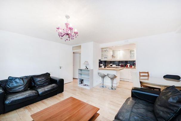 1 Bed Flat, Belsize Avenue, NW3 - Photo 1