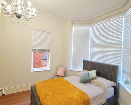 8 bedroom house share to rent - Photo 3