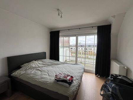 Uiterst ruim en luxueus appartement 130m² nabij het centrum van Waregem - Photo 4