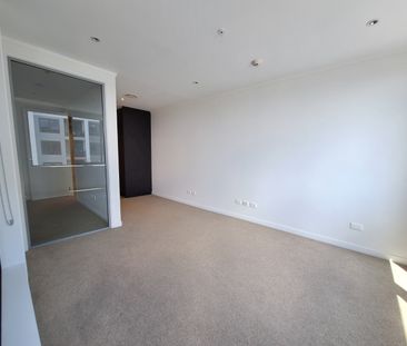 Great harbour views - Photo 2