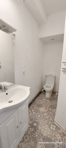 Location Appartement 2 pièces 52m² CAMBRAI 59400 - Photo 5