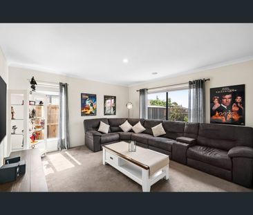 57 Higgins Street, Fraser Rise, Vic 3336 - Photo 6