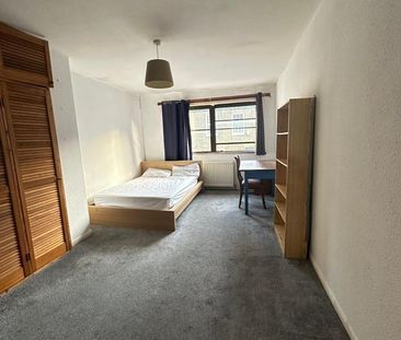 Room in a Shared House, Burgos Grove, SE10 - Photo 4