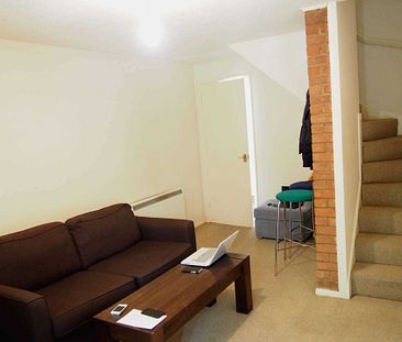 Park View Court, High Wycombe - Photo 3